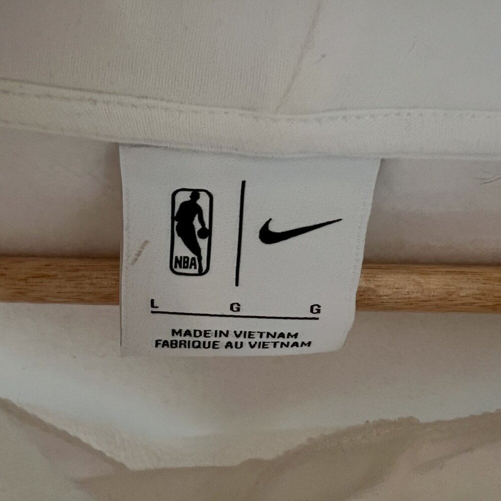 Nike Los Angeles Hoodie – White (Men’s Large) - Picture 2 of 3